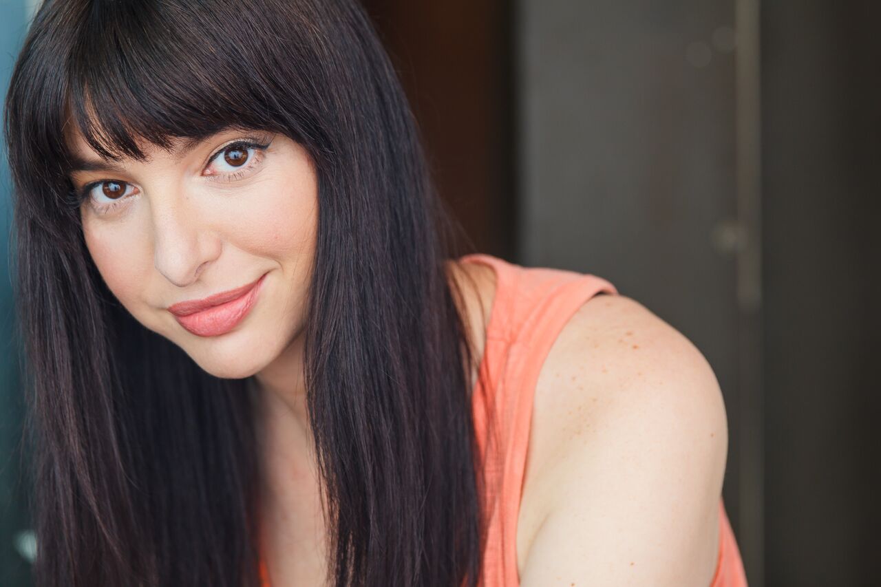 Lindsey Pearlman