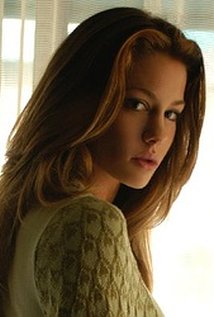 Laura Niles