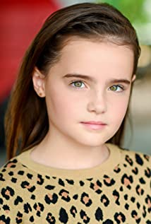 Meara Mahoney-Gross