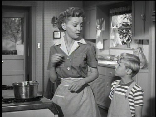 Gloria Henry