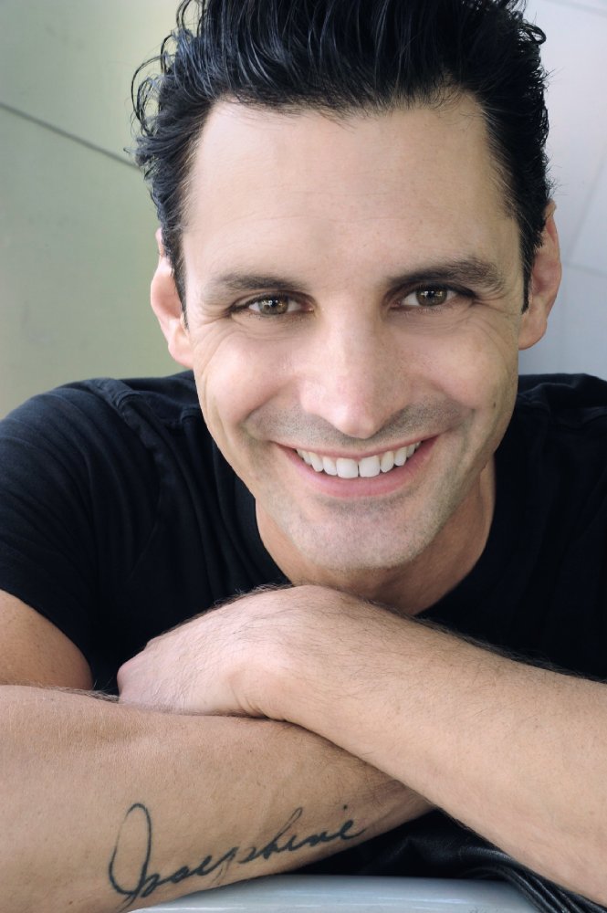Johnny Santiago
