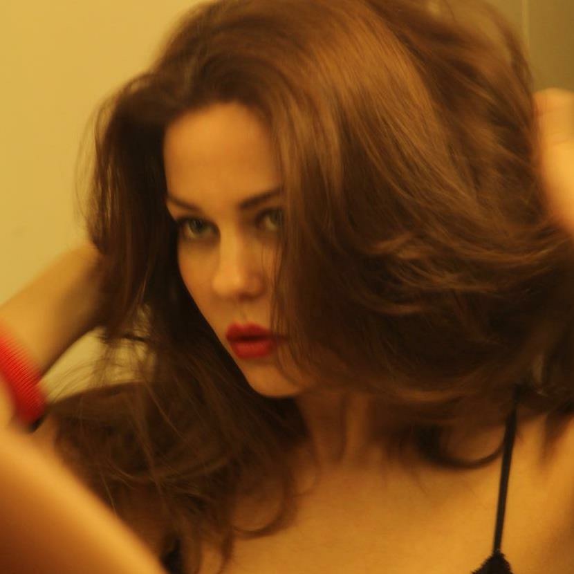 Laura Niles