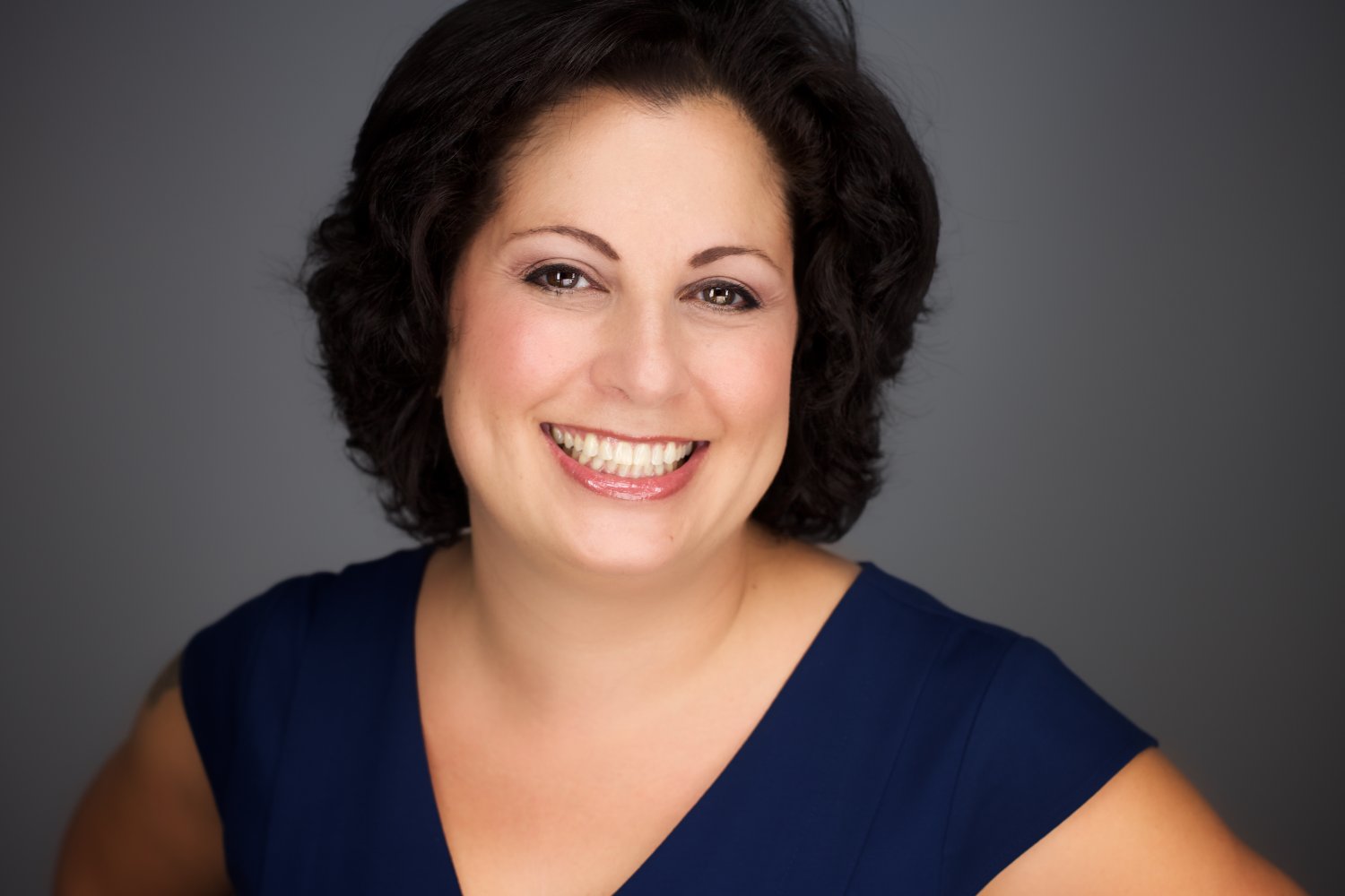 Paula Lauzon